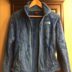 North Face fleece 3rd picture shows true color